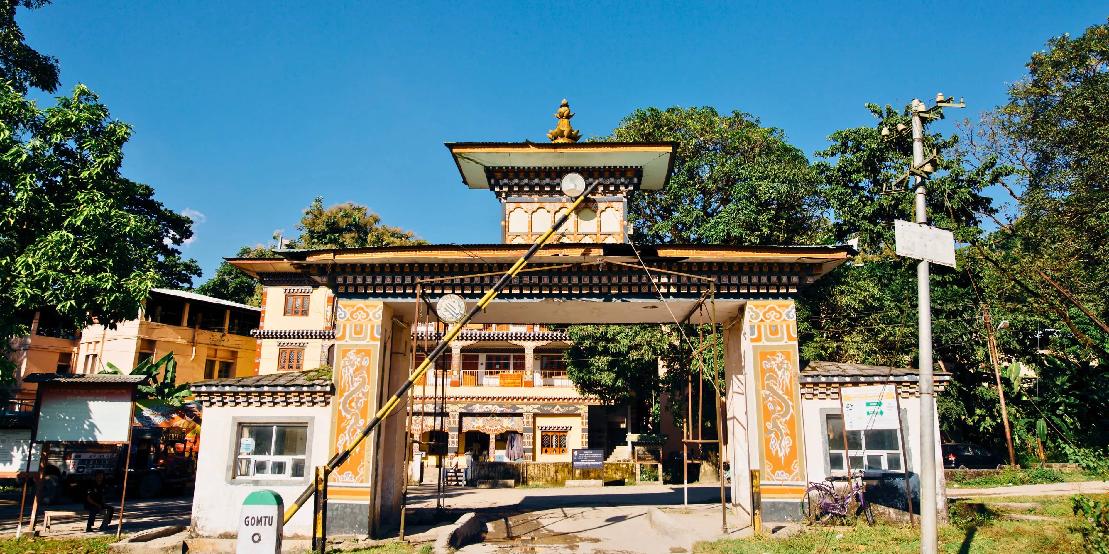 Woven Bhutan Lhuentse Weaving Village Tour Package | Legacy