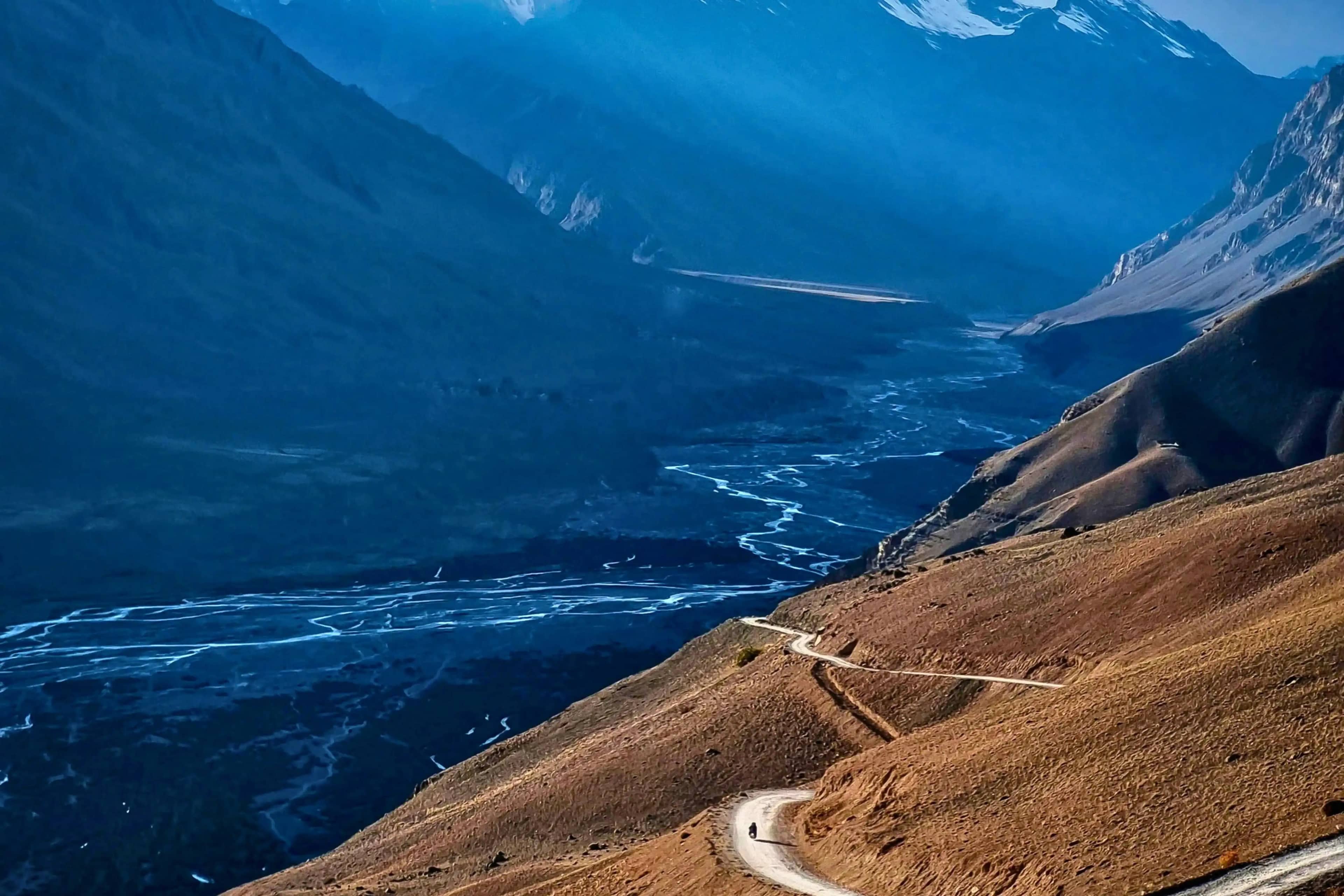 Narkanda Skiing Tour Package