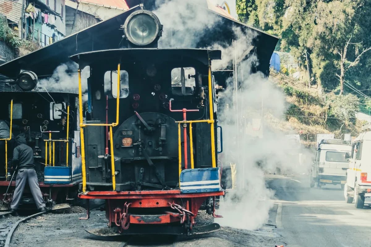 Darjeeling Tour Package Classic & Village Trails | Authentic Mountain Life