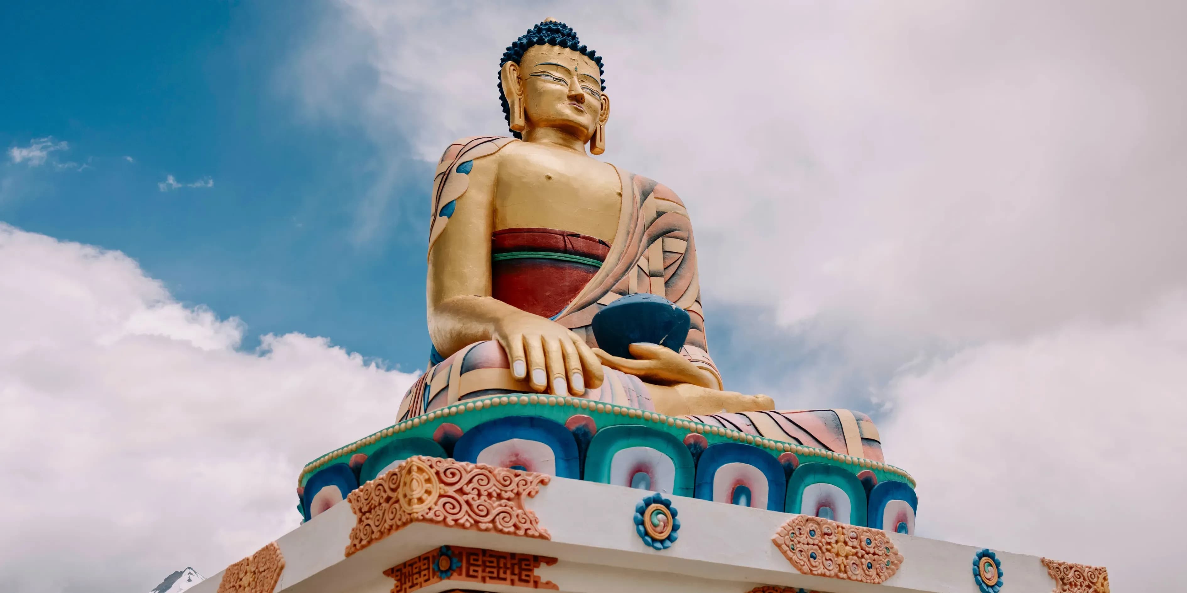 169 Golden Bhutan Buddha Dordenma Tour Package | Serenity