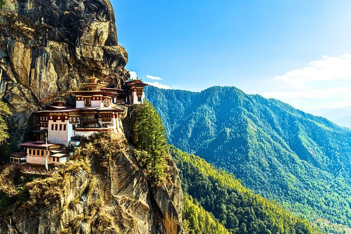 Magnificent Bhutan Travel Packages | 5 Nights 6 Days Land of Dragon