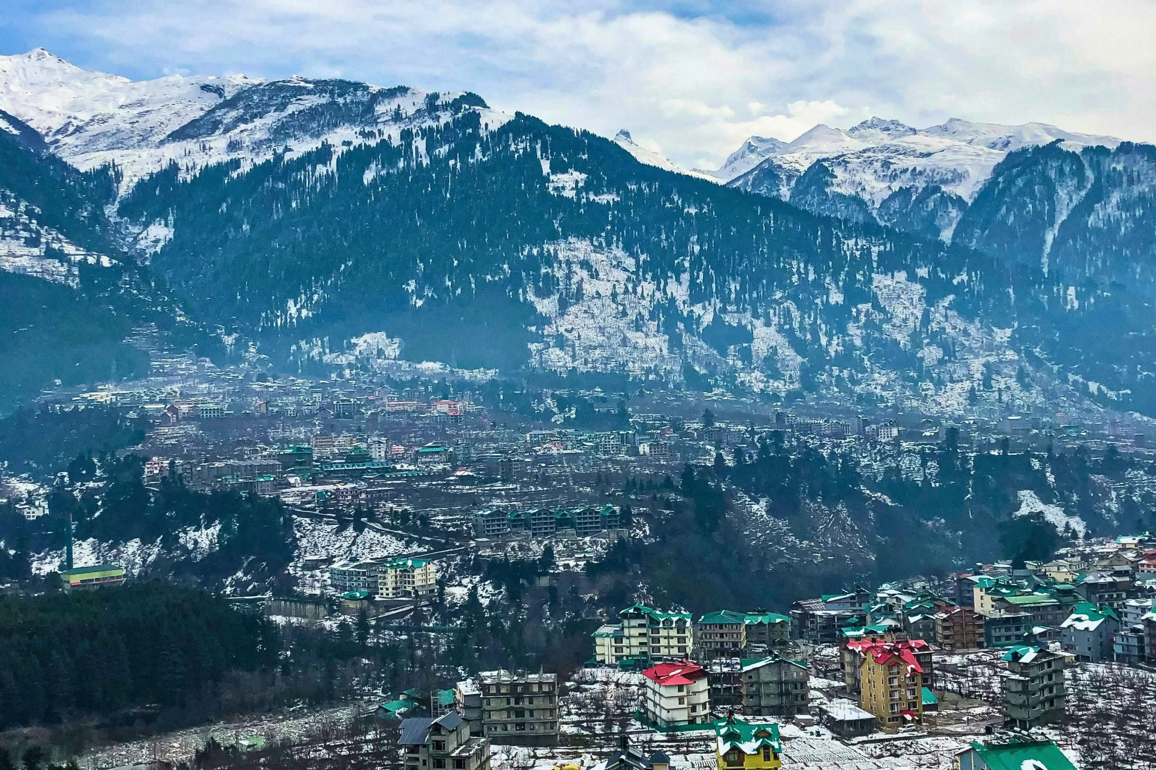 Manali Kasol Tour Package from Delhi