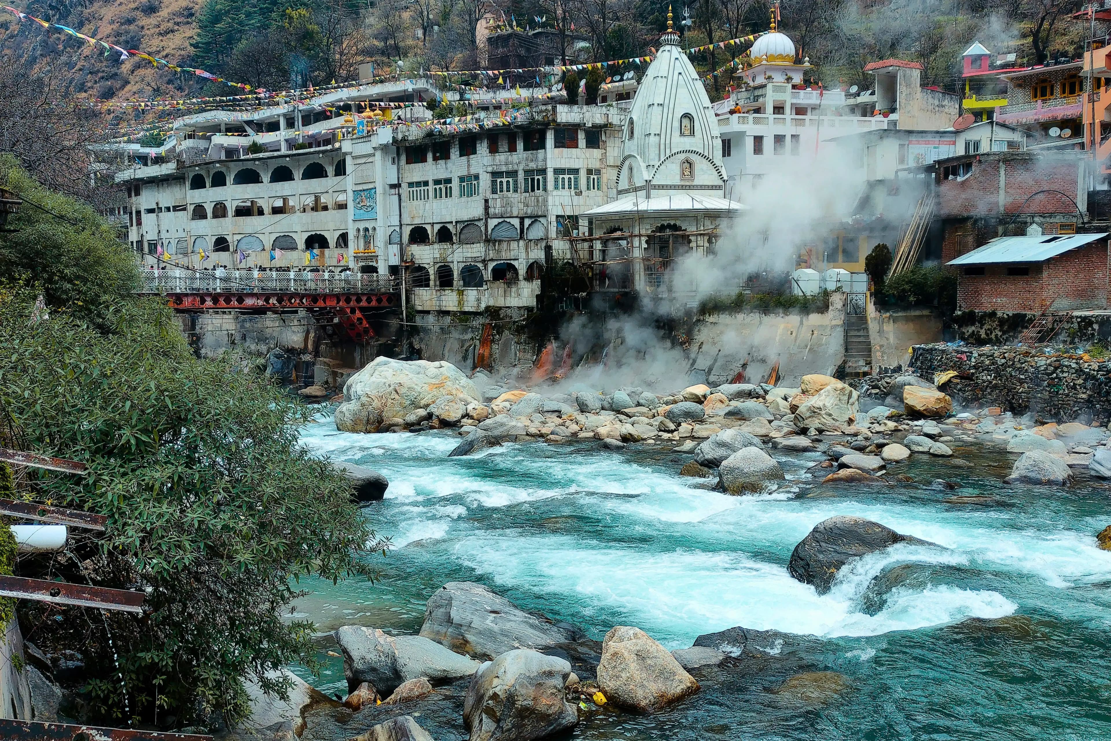 Manali Snowfall Tour Package