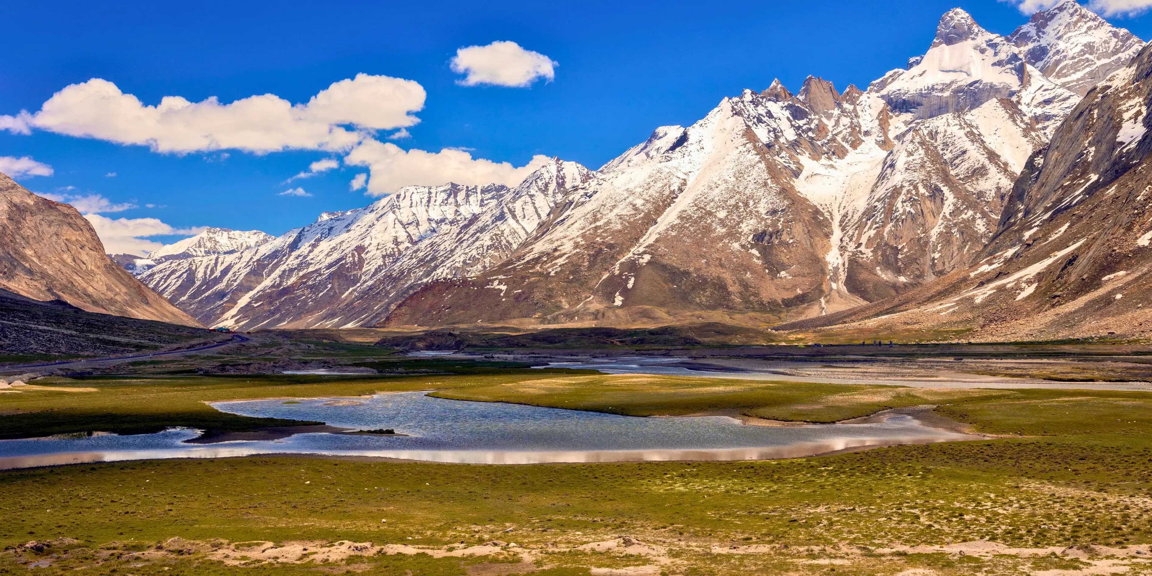 Stunning 6 Days Pangong Sunrise Experience Ladakh | Majestic