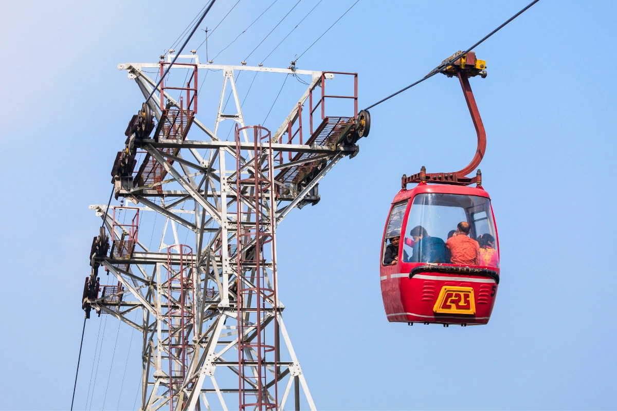 Darjeeling tour packages featuring mountain heritage circuit with Takdah, forest walks, cultural sites